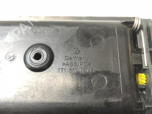 Glove box VW TOURAN (1T1, 1T2) 2.0 TDI | BP27422232C95