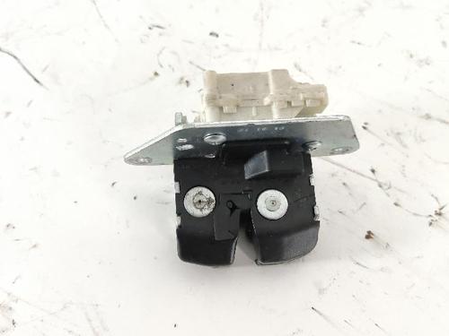 Tailgate lock LANCIA YPSILON (843_) 1.2 (843.AXA1A) | BP31990408C101