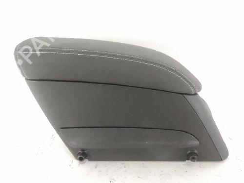 Used Armrest / Center console OPEL MERIVA B MPV (S10) 1.4 (75) (100 hp) 27418062