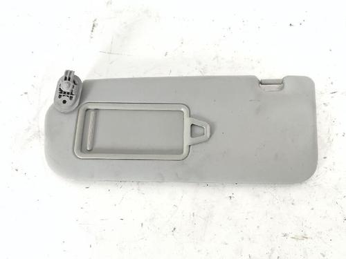 Used Left sun visor Left sun visor 39525876 39525876