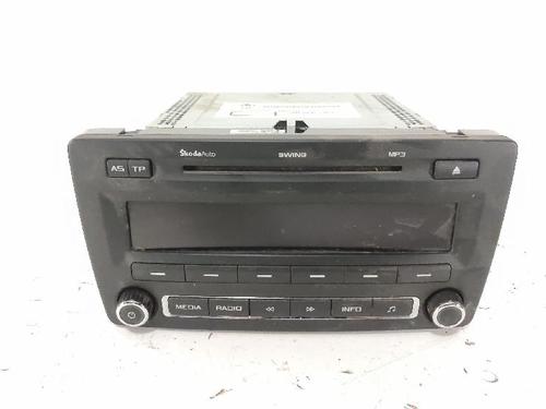radio-skoda-yeti-5l-2009-2010-2011-2012-2013-2014-2015-2016-2017-27429367 main image