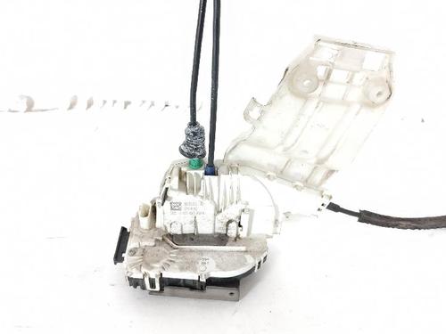 front-right-lock-fiat-500x-334_-2014-32203336 main image