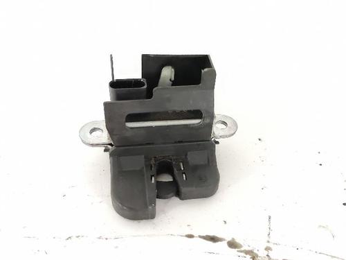 tailgate-lock-vw-passat-b6-3c2-2005-2006-2007-2008-2009-2010-2011-36595881 main image