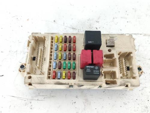 Used Fuse box Fuse box ALFA ROMEO 147 (937_) 1.9 JTDM 8V (937.AXD1A, 937.AXU1A, 937.BXU1A) (120 hp) 27429919 27429919