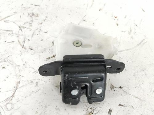 Tailgate lock TOYOTA YARIS (_P13_) 1.4 D (NLP130_, NLP130) | BP27425179C101 