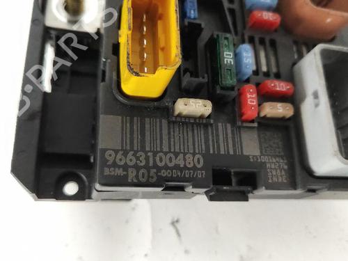 Fuse box PEUGEOT 308 I (4A_, 4C_) 1.6 16V | BP27419833E1