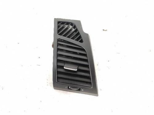 Used Air vent BMW 1 (E87) 118 d (143 hp) 28138942