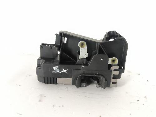 Used Front left lock OPEL VIVARO A Van (X83) 2.5 CDTI (F7) (114 hp) 27429974