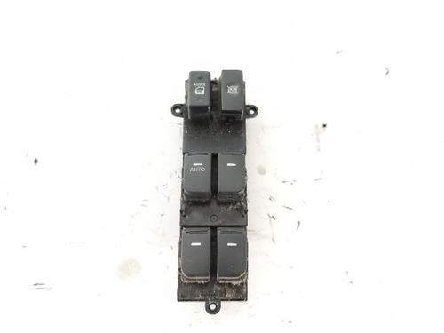 Used Left front window switch Left front window switch KIA SOUL I (AM) 1.6 CRDi 115 (115 hp) 34577969 34577969