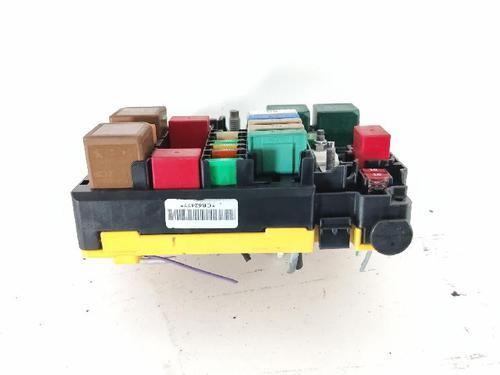Fuse box CITROËN C4 CACTUS 1.2 VTi 82 | BP38106496E1 - Image 3