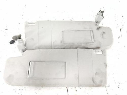 Used Left sun visor VW POLO IV (9N_, 9A_) 1.2 12V (69 hp) 27416315