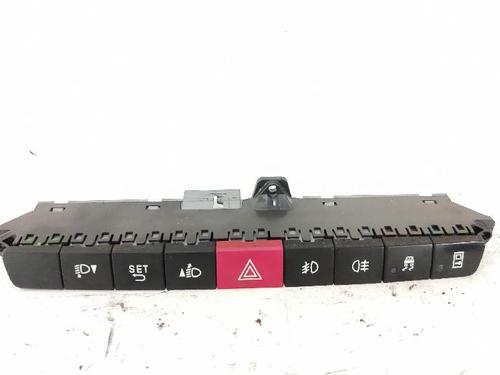 Commutateur IVECO DAILY VI Platform/Chassis 35C21, 35S21, 40C21, 42S21, 50C21, 60C21, 65C21, 70C21 (207 hp) 30845176