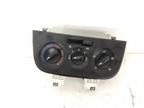 climate-control-citroen-nemo-mpv-2009-27431010 main image