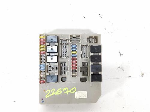 Used Fuse box Fuse box RENAULT MODUS / GRAND MODUS (F/JP0_) 1.2 (JP0C, JP0K, FP0C, FP0K, FP0P, JP0P, JP0T) (75 hp) 32771766 32771766