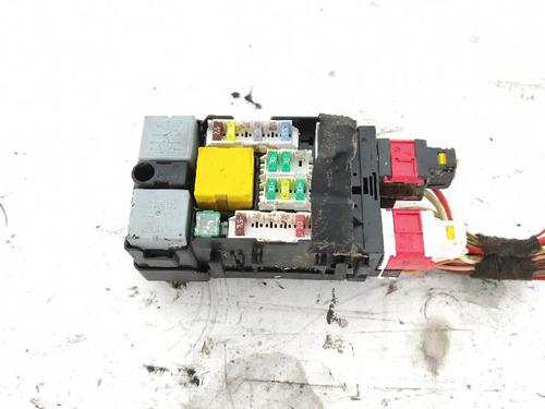 fuse-box-citroen-c4-picasso-ii-2013-27426834 main image