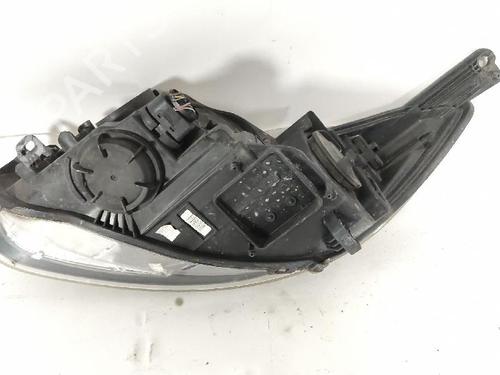 Right headlight FORD FOCUS III 1.0 EcoBoost | BP31939379C29 
