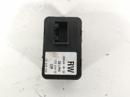 Left front window switch OPEL MERIVA A MPV (X03) 1.6 (E75) | BP27422402I27 