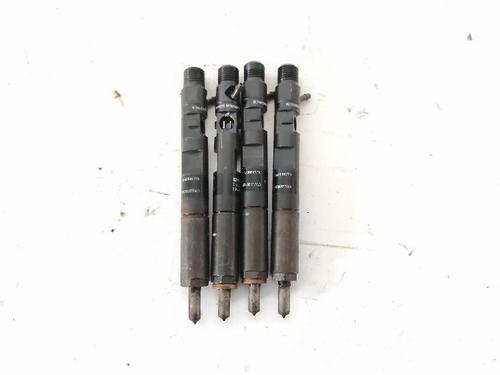 Used Injector RENAULT MEGANE III Grandtour (KZ0/1) 1.5 dCi (KZ0C, KZ1A) (90 hp) 31965685