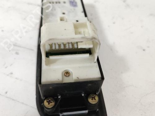 Left front window switch TOYOTA RAV 4 II (_A2_) 2.0 D 4WD (CLA20_, CLA21_, CLA20R, CLA21R) | BP27421397I27 - Image 4