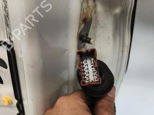 Used Left rear door DACIA DUSTER (HS_) 1.6 16V 4x4 (105 hp) 28596697