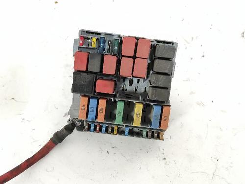 Used Fuse box Fuse box 36797740 36797740