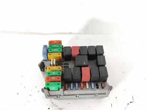 Used Fuse box Fuse box IVECO DAILY I Bus 40-10 (12615111, 12615112, 12615115) (103 hp) 33192028 33192028