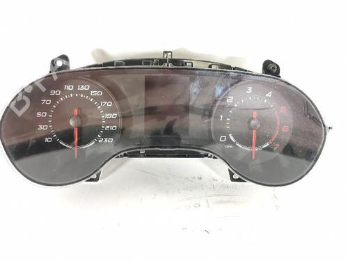 instrument-cluster-fiat-tipo-hatchback-356_-357_-2016-27427910 main image