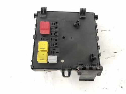 Used Fuse box Fuse box SAAB 9-3 Estate (E50) 1.9 TTiD (180 hp) 27425617 27425617