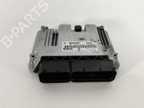 Used Engine control unit (ECU) Engine control unit (ECU) CHEVROLET CRUZE (J300) 2.0 CDI (150 hp) 27415240 27415240