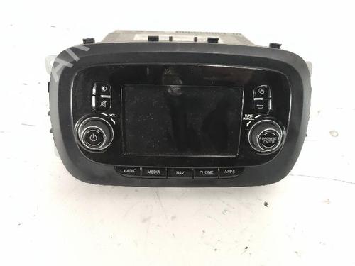 radio-fiat-500x-334_-2014-40278975 main image