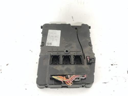 electronic-module-renault-megane-ii-bm01_-cm01_-2001-2002-2003-2004-2005-2006-2007-2008-2009-2010-2011-2012-31608703 main image