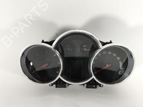 instrument-cluster-chevrolet-cruze-j300-2009-27415241 main image