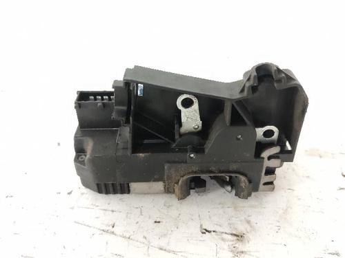 Venstre bagtil lås RENAULT TRAFIC II Bus (JL) 1.9 dCI 100 (JL0C) (101 hp) 27432921