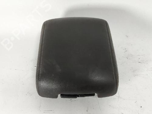 Used Armrest / Center console Armrest / Center console MITSUBISHI PAJERO IV (V8_W, V9_W) 3.2 DI-D 4WD (V98W, V88W) (200 hp) 27415259 27415259