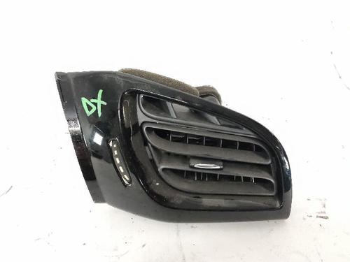 Used Air vent Air vent CITROËN DS3 (SA_) 1.4 VTi 95 (95 hp) 27433500 27433500