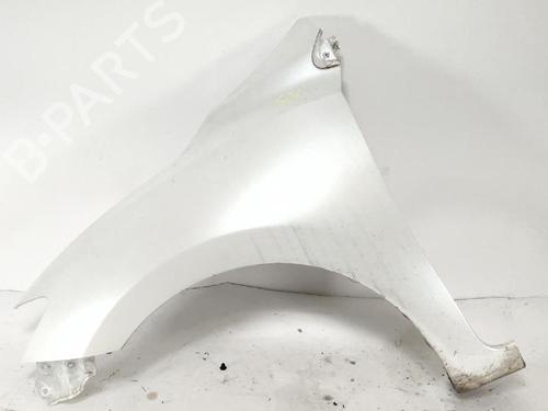 left-front-fenders-nissan-pulsar-hatchback-c13-2014-32490899 main image