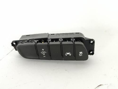 Used Switch Switch HYUNDAI i30 Estate (PDE) 1.6 CRDi (110 hp) 36693243 36693243