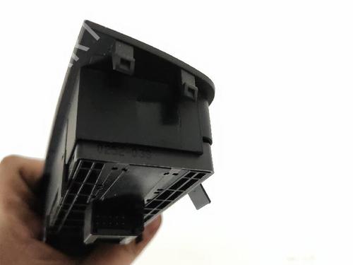 Left front window switch AUDI A1 (8X1, 8XK) 1.4 TFSI | BP39198915I27 - Image 3