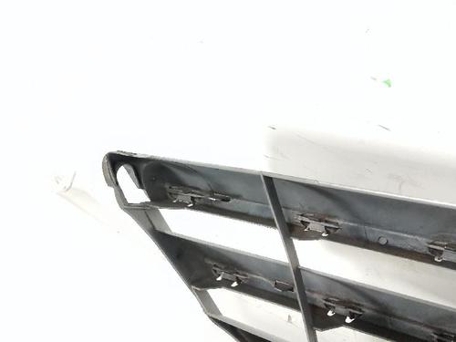 Grille MERCEDES-BENZ B-CLASS Sports Tourer (W245) B 180 CDI (245.207) | BP29583403C40 