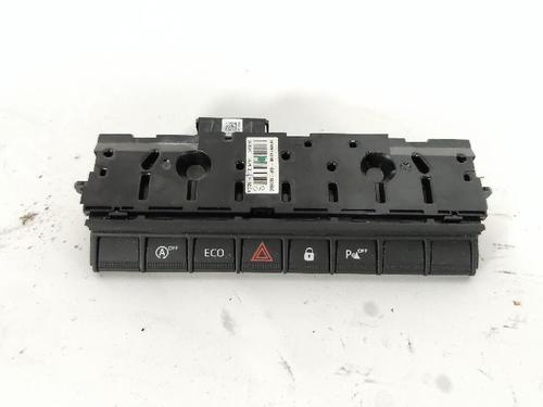 switch-dacia-duster-hm_-2017-27420054 main image