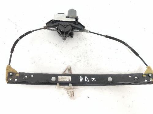 Used Right rear window motor Right rear window motor SKODA OCTAVIA III (5E3, NL3, NR3) 1.6 TDI (105 hp) 39667390 39667390