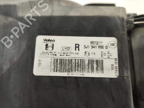 Right headlight SEAT IBIZA IV (6J5, 6P1) 1.4 | BP32203286C29 