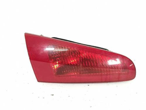 Piloto trasero izquierdo ALFA ROMEO 147 (937_) 1.6 16V T.SPARK (937.AXA1A, 937.AXB1A, 937.BXB1A) (120 hp) 27432950