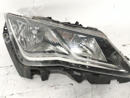 Used Right headlight Right headlight SEAT LEON (5F1) 1.6 TDI (115 hp) 27422607 27422607