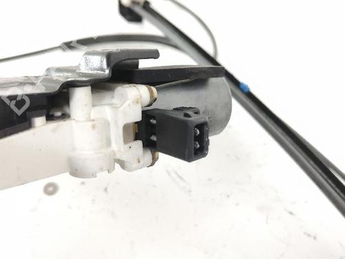 Rudehejsemekanisme Højre foran LAND ROVER FREELANDER I (L314) 2.0 Td4 4x4 | BP27422197C23 