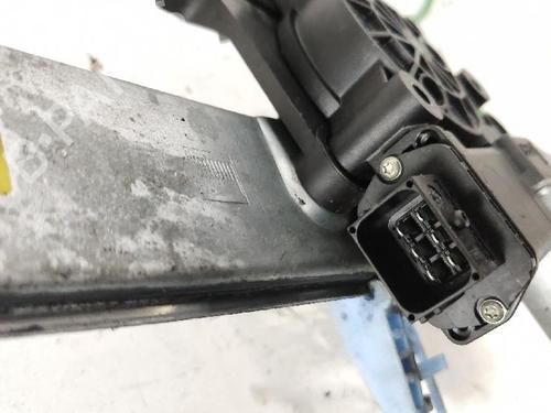 Left front window motor OPEL CORSA D (S07) 1.2 (L08, L68) | BP27429533E21 - Image 2