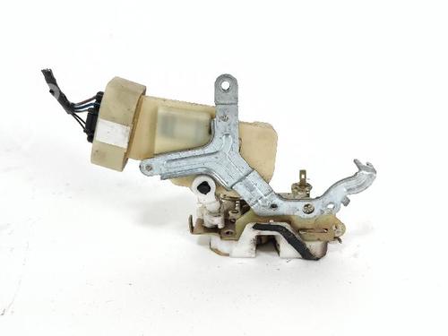 Used Front right lock TOYOTA YARIS (_P1_) 1.4 D-4D (NLP10_, NLP10R) (75 hp) 27414210