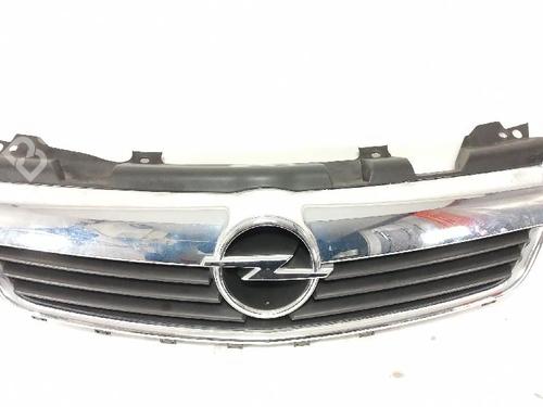 Used Grille Grille OPEL ZAFIRA / ZAFIRA FAMILY B (A05) 1.9 CDTI (M75) (120 hp) 32490892 32490892