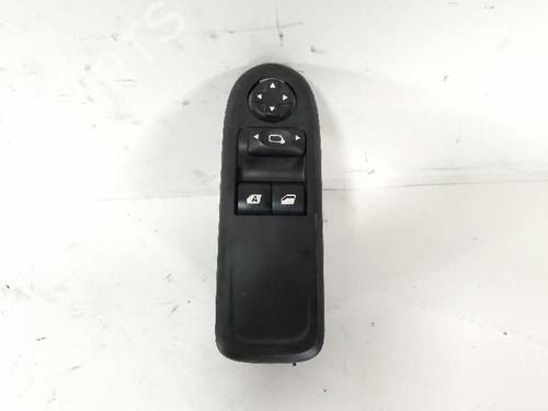 Used Left front window switch CITROËN C3 II (SC_) 1.2 VTi 82 (82 hp) 28689184