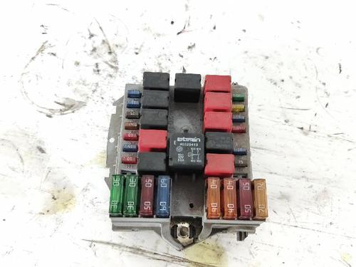 Used Fuse box Fuse box 36855715 36855715